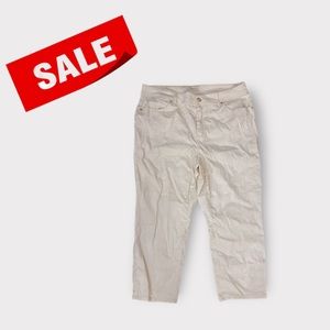 Chico’s Slim Leg Crop Jean Ivory 14